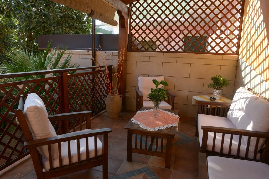 B&B Caravaggio San Donaci Extérieur photo
