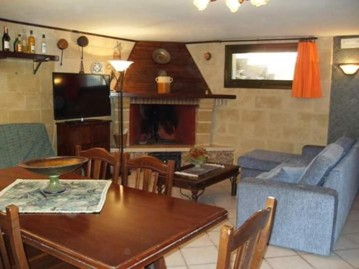 B&B Caravaggio San Donaci Extérieur photo